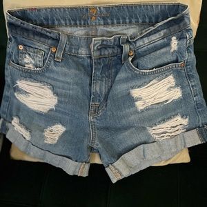 7 For All Mankind Shorts, Size 26!